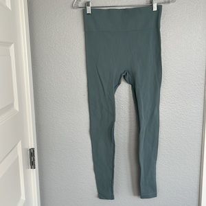 Ribbed Slate Blue Leggings